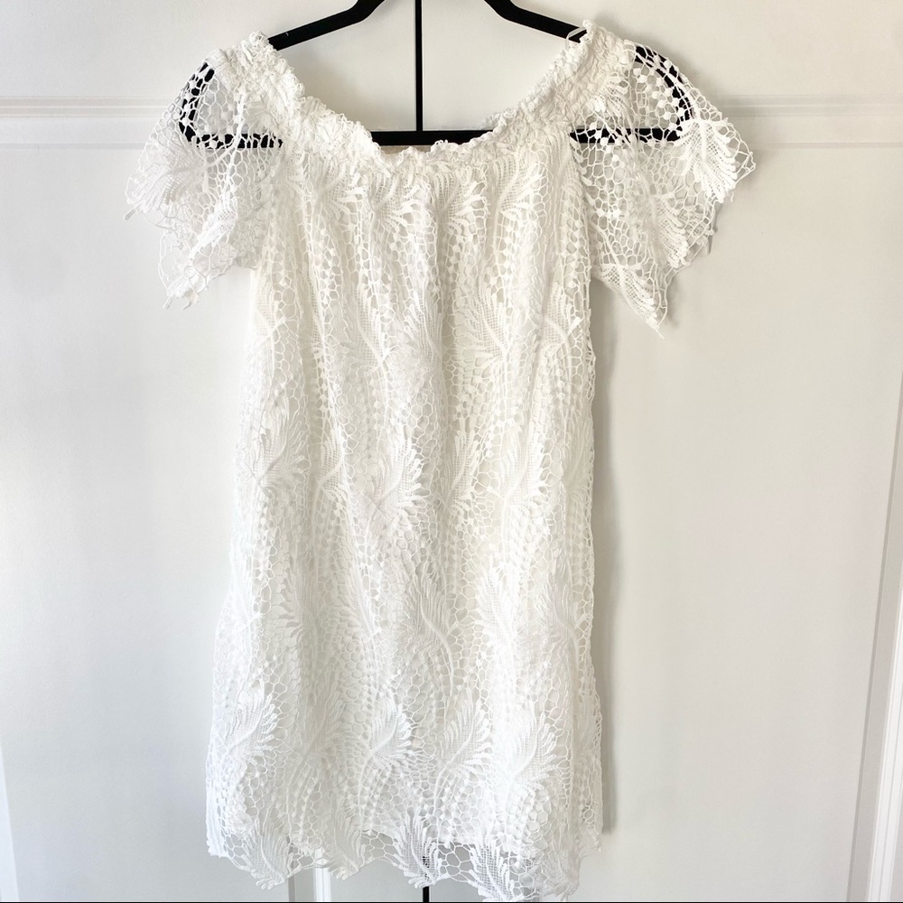 ASTR white lace off the shoulder dress Small
